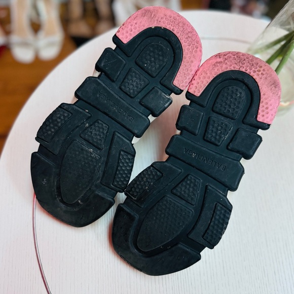 Balenciaga Speed Sneakers | Flawed - Picture 8 of 8